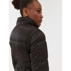 Piumino Da Donna Guess Lucia -Trussardi Negozio guess w3bl84 wex12 jblk jet black a996 3