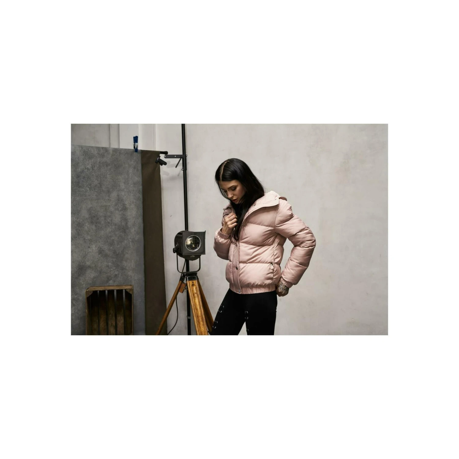 Piumino Con Cappuccio Da Donna Urban Classics 14 Piumino Con Cappuccio Da Donna Urban Classics - immagine 14